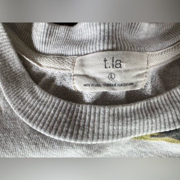 T.La by Anthropology - Multicolor Floral Short puffed Sleeve Top - size Large - Picture 7 of 10